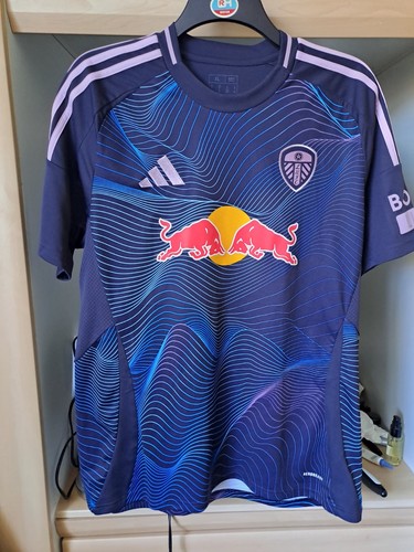 Leeds united 3rd shirt 2024 - leeds,