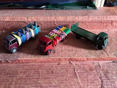 Dinky toy lorry - toy, lorry’s