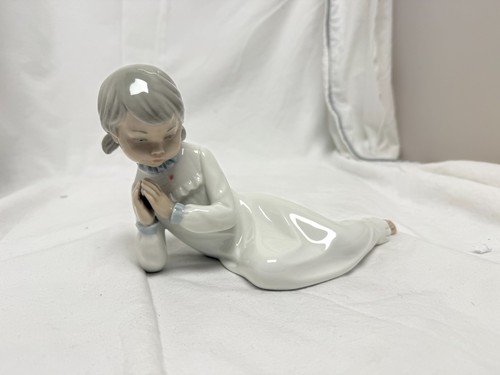Nao lladro praying girl - nao,