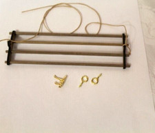 DOLLS HOUSE = Victorian