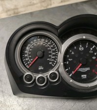 TRIUMPH SPRINT ST 1050 Speedo