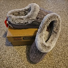 Skechers Bobs Memory Foam