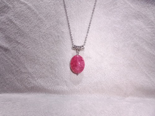 Raspberry dragons vein agate - raspberry,