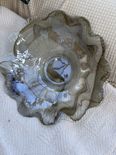 Opalescent glass bowl with - glass,