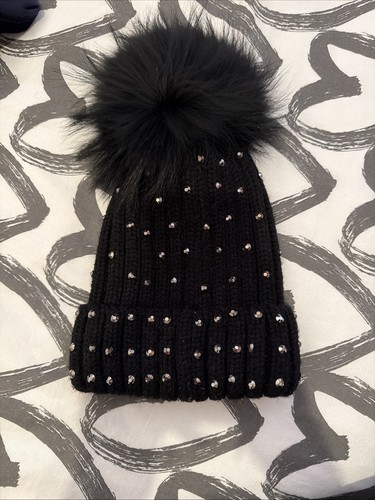 Black beanie hat - black,