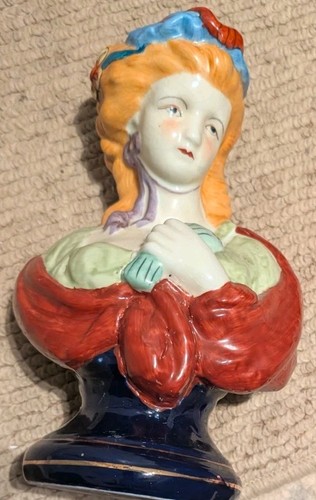 Small victorian bust of - small,