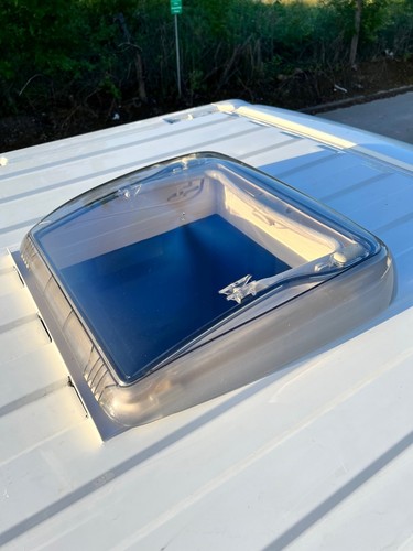Roof window white 700mm - roof, x