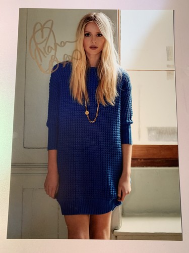 Diana vickers signed - diana,