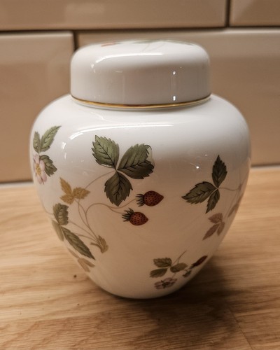 Wedgewood wild strawberry fbc - strawberry,