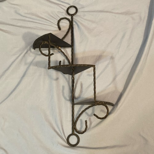 Black metal vertical plate - metal,