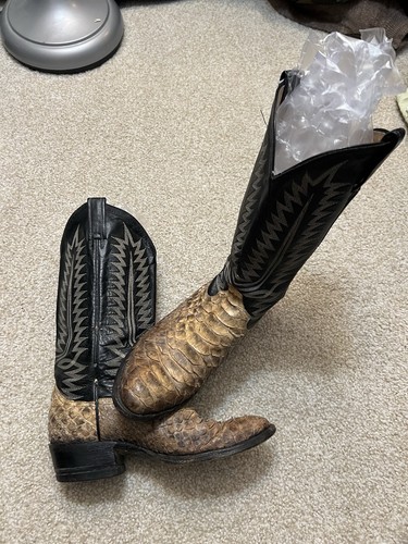 Vintage cowtown brown - vintage, python