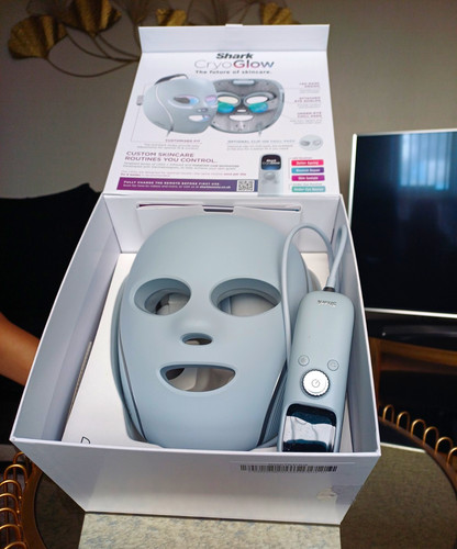 Shark cryoglow under - shark, under-eye