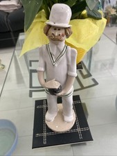 Laura Dunn Figure Going Bowls