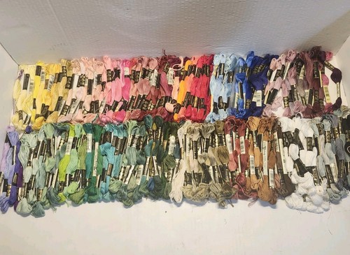 Lot 200 skeins dmc j - 200+, j&p