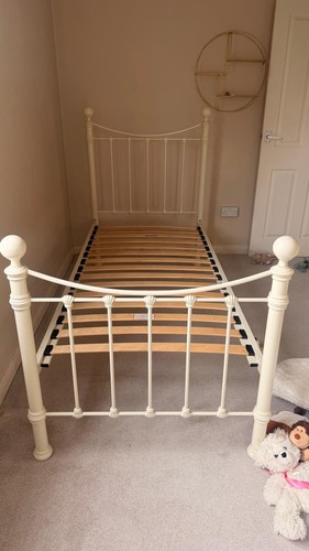 Laura ashley single - ashley, bed