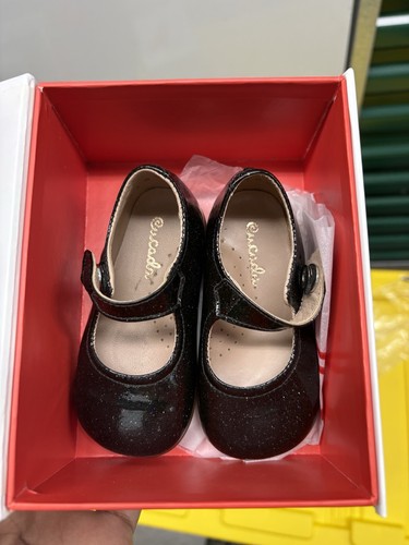 Cuquito black stardust - black, mary