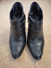 Faith Ladies Zip Up Low Ankle