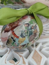 Vintage Themed Two Part