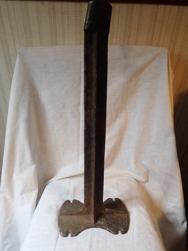 Vintage shoe cobbler stand for - stand,