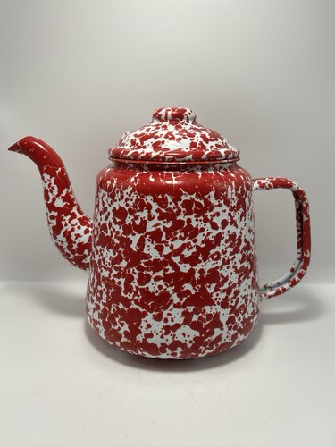 Vintage red white - red, speckled