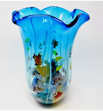 Huge Murano 370mm art glass vase with beautiful fish incorporate