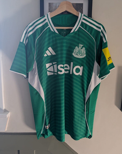 Newcastle united 2025 away - newcastle, 2025/26