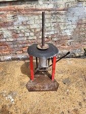Apaseal Manual Tyre Changer Machine Air Operated UK MADE 