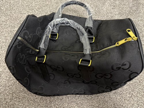 Black logo duffle holdall - black,