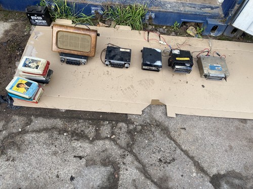 Track player car radio - track,