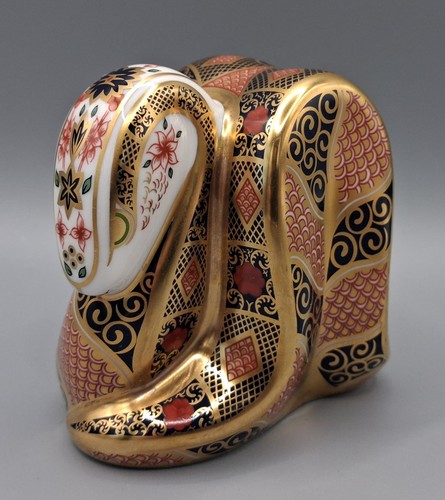 Royal crown derby paperweight - derby,