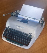 VINTAGE REMINGTON QUIET-RITER