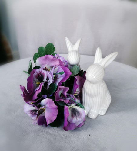 Set ceramic hares - of, 2