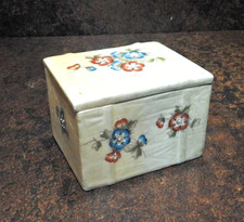 Continental porcelain trinket