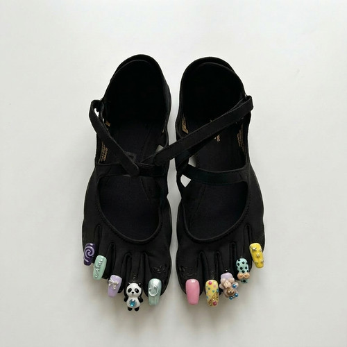 Ladies five finger - five, toe