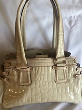 Crocodile effect retro