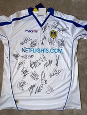2008 - 2009 SQUAD SIGNED LEEDS UTD SHIRT AUTOGRAPH COA LEEDS UNITED