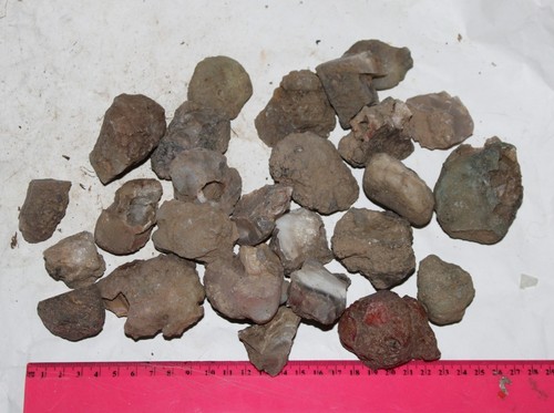 Rough rock mineral 1600 - rough,