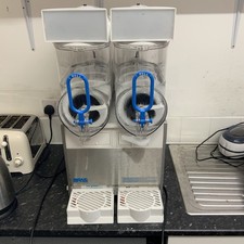 Bras Taylor Slush Machine
