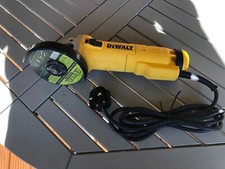 DEWALT DWE4206 240v Angle