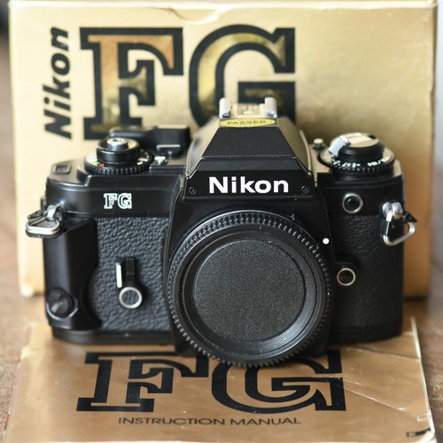 Nikon black 35mm - fg, slr