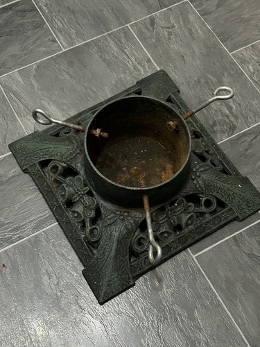 Vintage cast iron square - 12”,