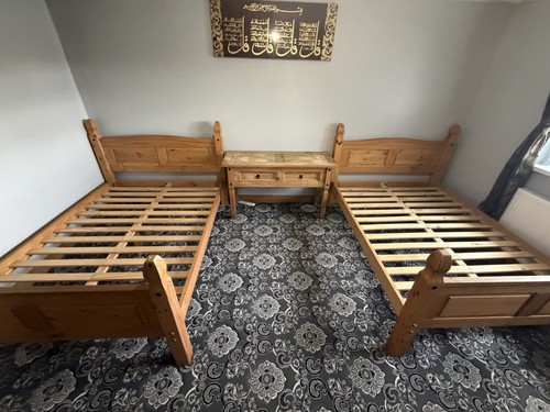 Solid oak wooden bed - 2,