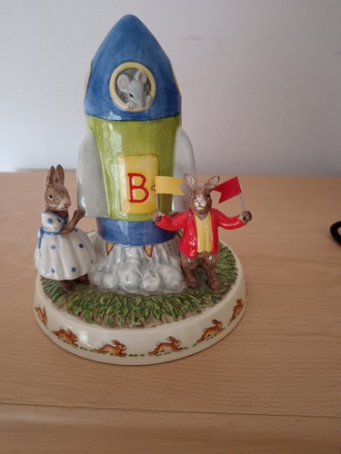 Royal doulton bunnykins - royal, money