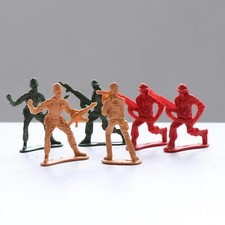 100x Green Plastic Toy
