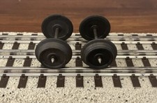 2 LIONEL METAL WHEELS & AXLES