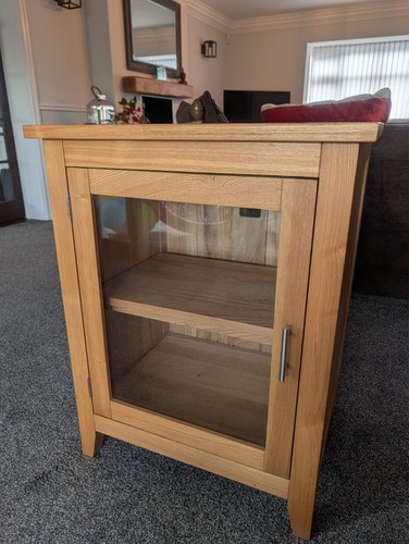 Solid light oak - hifi, cabinet