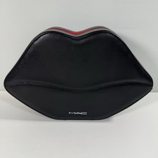 MAC Make-up Case Lip Shaped