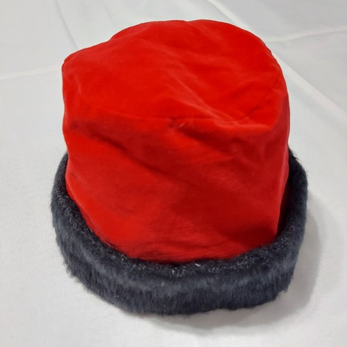 Vintage red pillbox hat - vintage, black