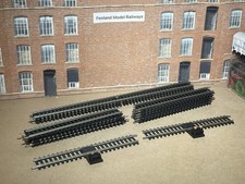 18 Various Hornby OO Gauge
