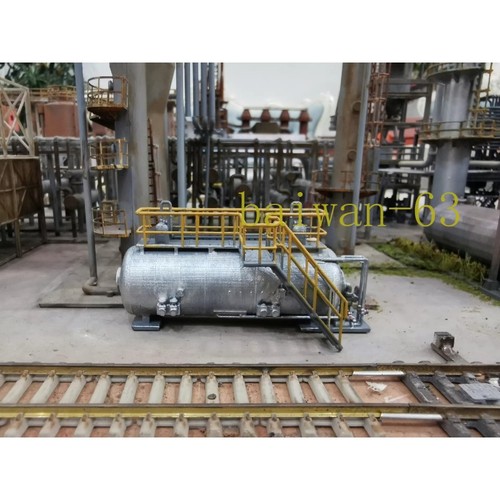 Scale train scene - ho,